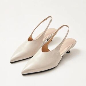 NWT Eros Cream Leather Mules